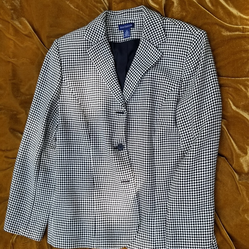 Ann Taylor wool houndstooth blazer